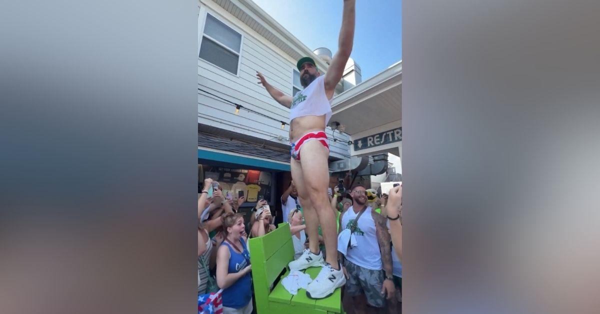jason kelce kylie reacts fan comments