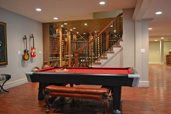 kevin-danielle-jonas-pool-table