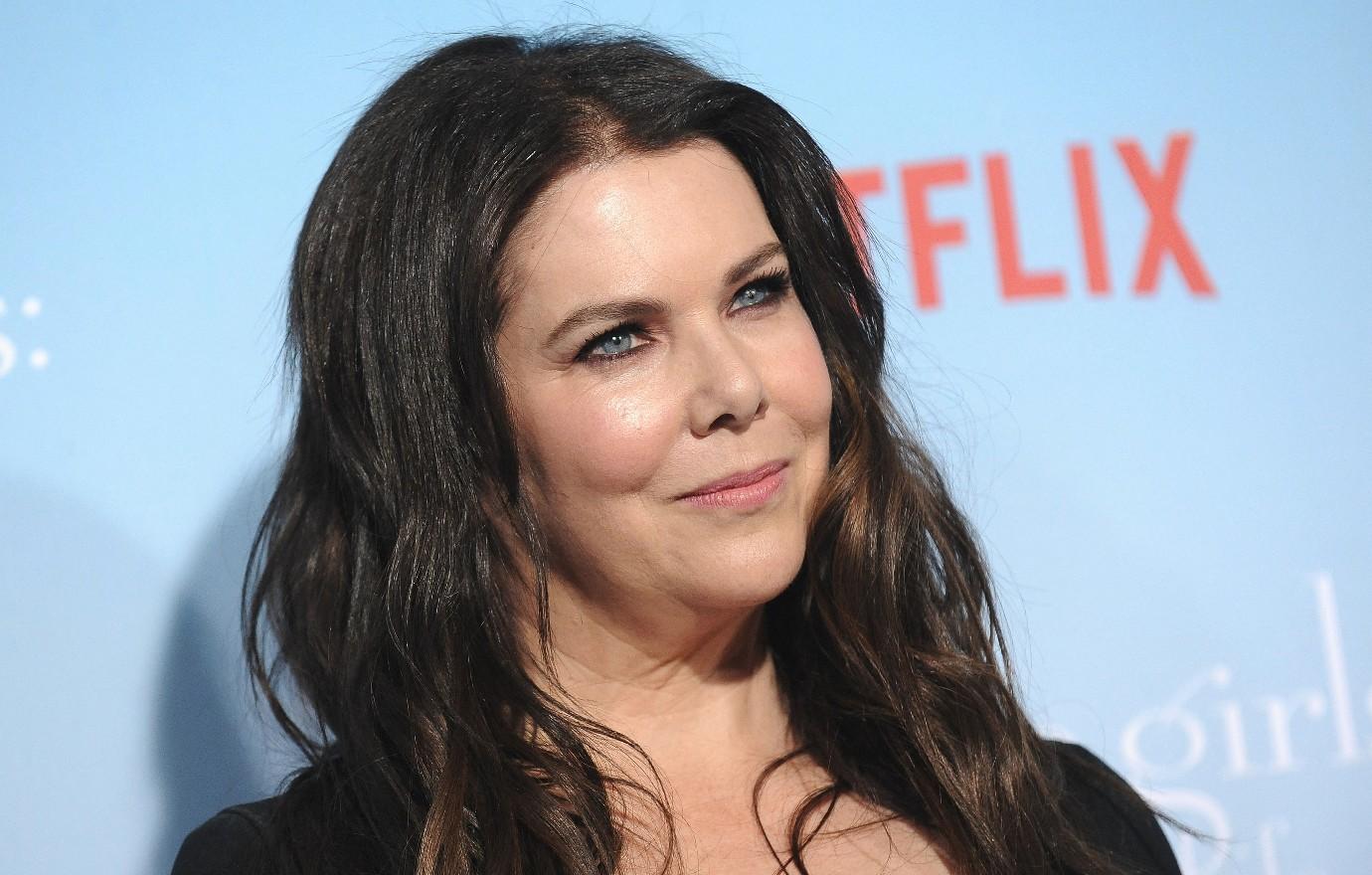 Lauren Graham Reveals Birthday Gift Late Friend Matthew Perry Got Her