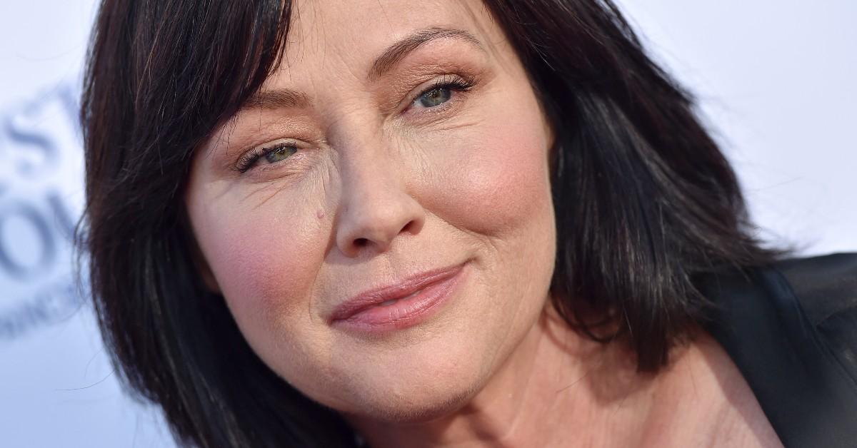 Shannen Doherty Looks Upbeat After Revealing Cancer Spread To Brain 9166