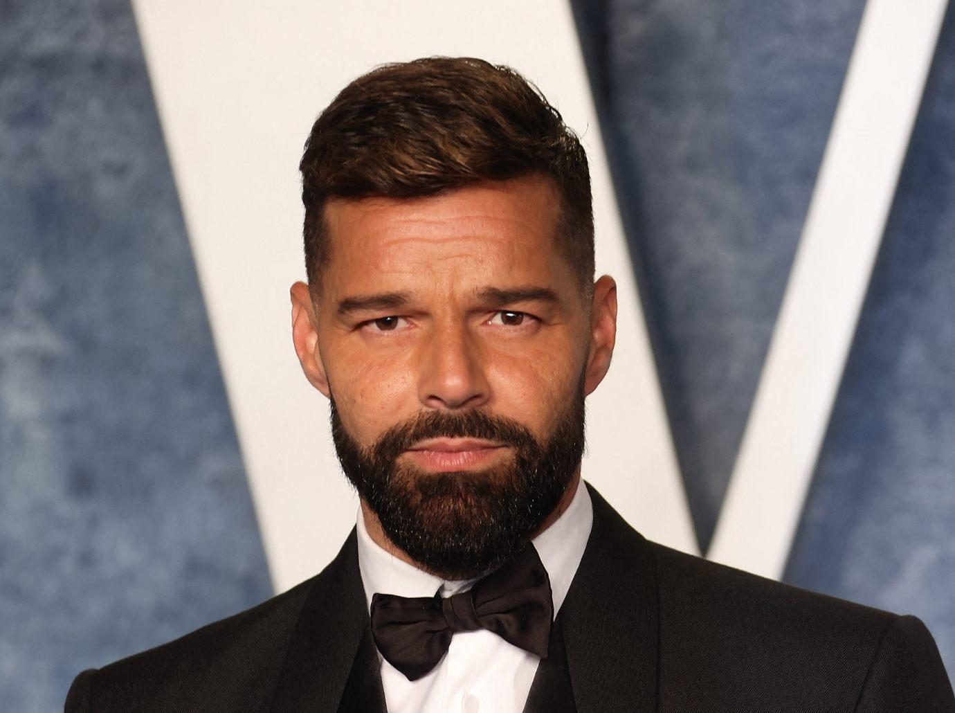 ricky martin defends foot fetish