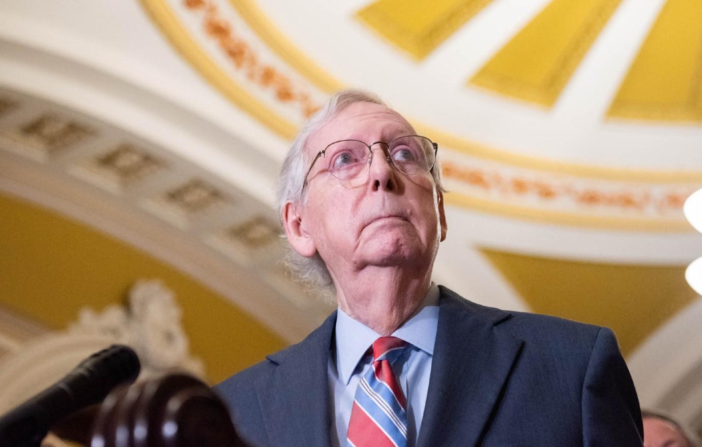 Mitch McConnell Is Fine After Freezing Up At Press Conference pic