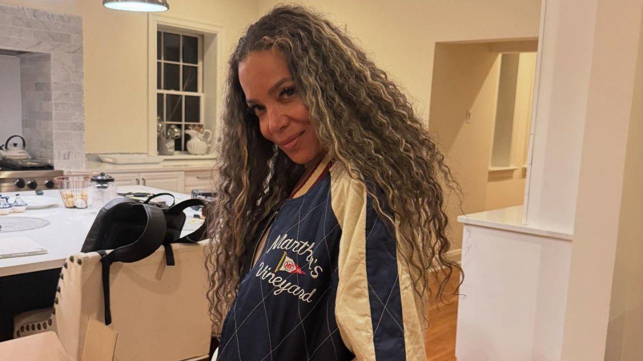 photo of Sunny Hostin is representing her son in court.