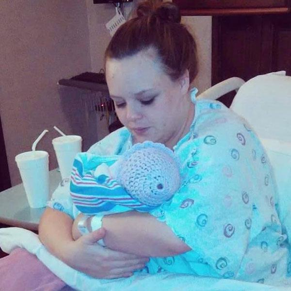 Catelynn lowell gives birth