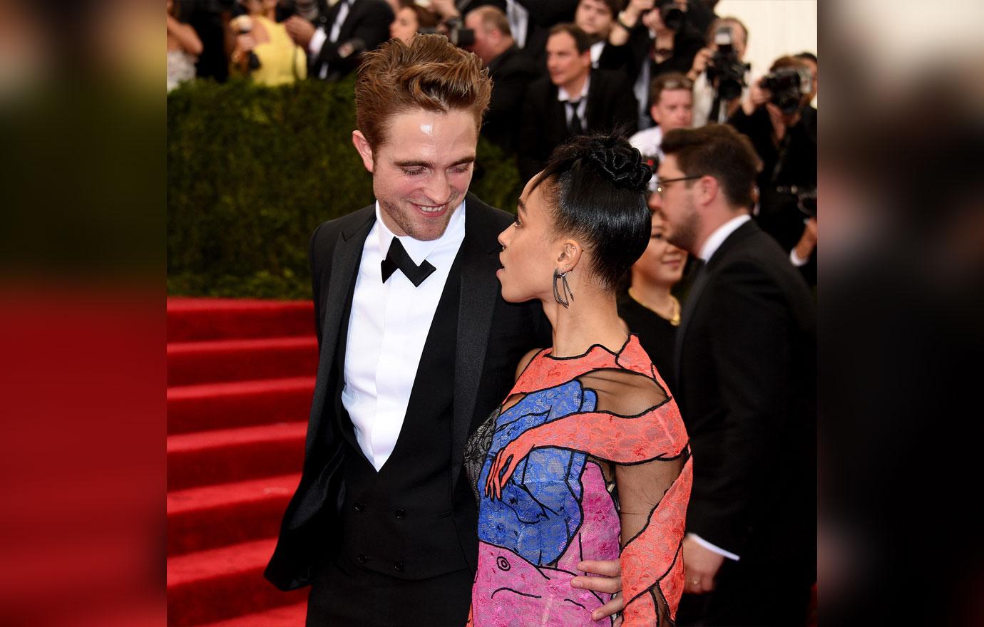 Robert Pattinson FKA Twigs Musical 02