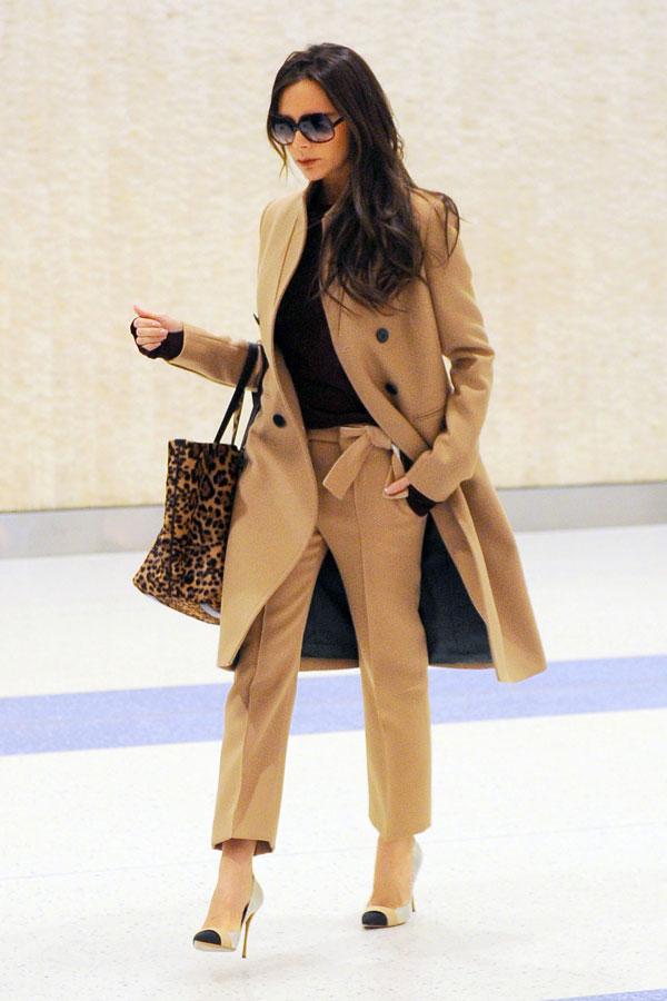 Victoria Beckham Stylishly Lands In New York City For Fashion Week ...