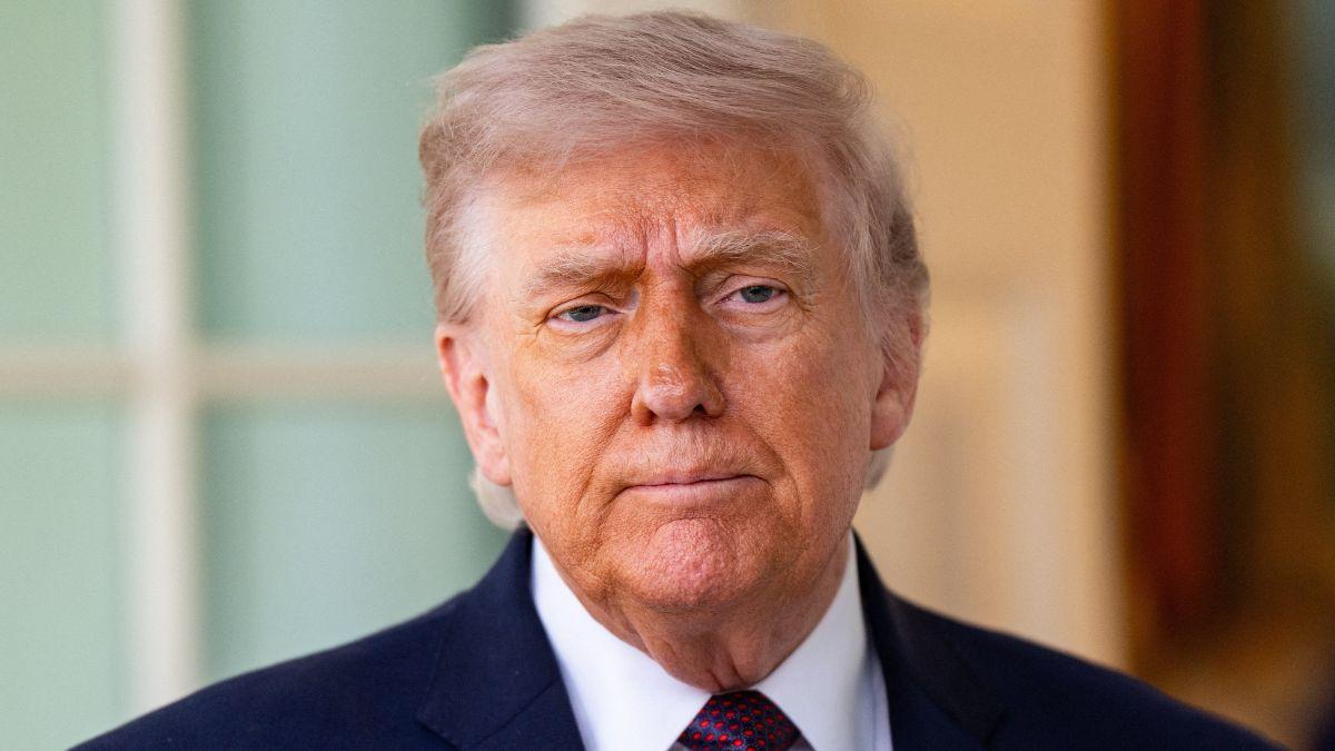 image of Donald Trump claims he's in great health. 