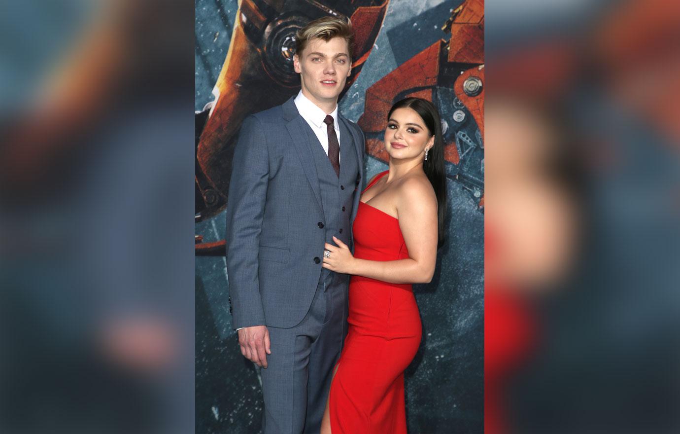 Ariel Winter And Levi Meaden At Red Carpet