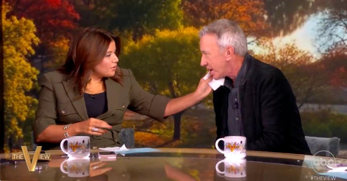 Photo of Ana Navarro wiped the comedian's face with a tissue to get Goldberg's makeup off.