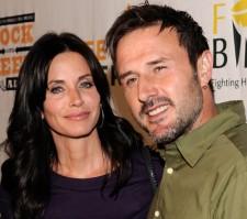 2009__12__cx91259069 225×199.jpg