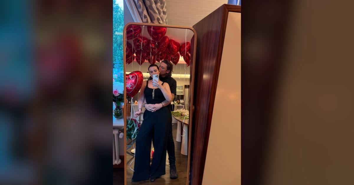 Image of Fans criticized Bella Thorne's do-over proposal.