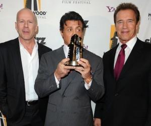 2011__09__Bruce_Willis_September71 300×279.jpg