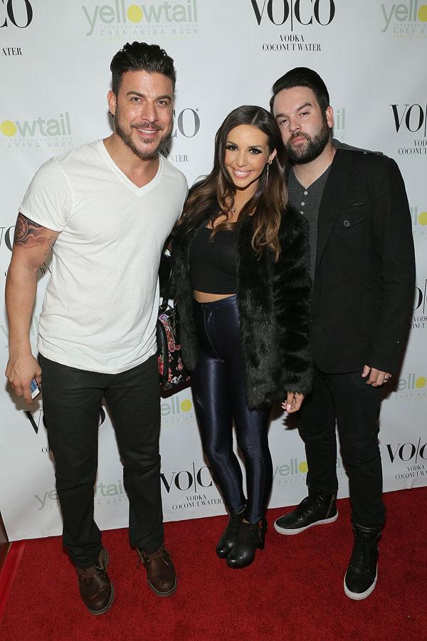 Vanderpump rules scheana shay divorce 03