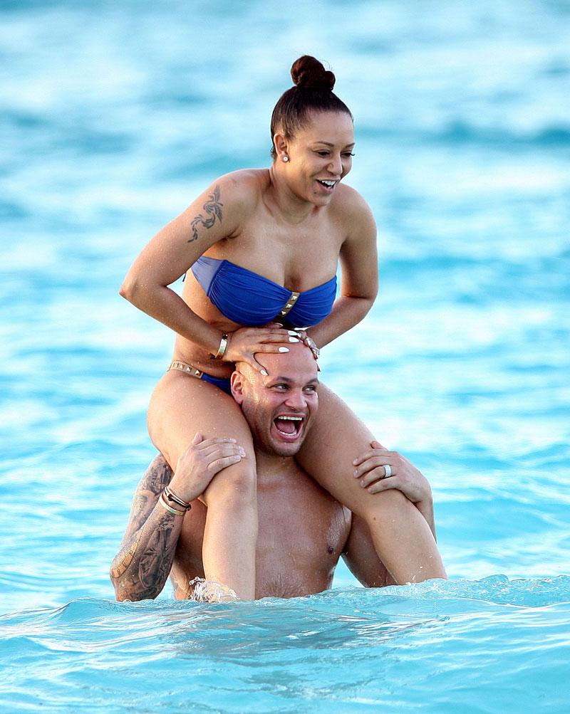 mel b bikini malfunction