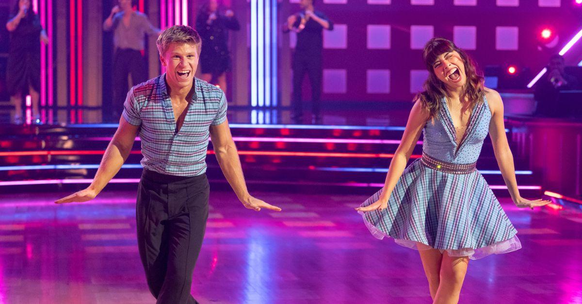 is robert irwin dating xochitl gomez inside their relationship