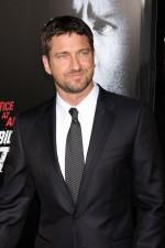 2009__10__gerard 150×225.jpg