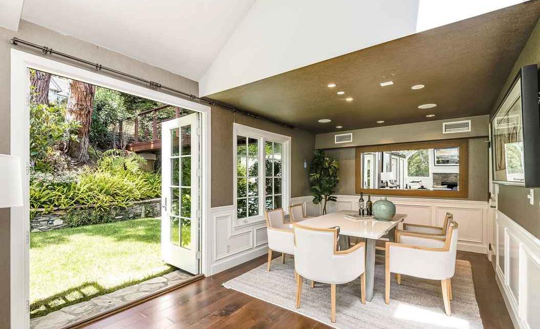 kate beckinsale dining room