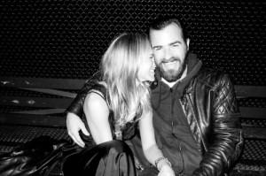 2011__06__Jennifer_Aniston_Justin_Theroux_June22_01 300&#215;199.jpg