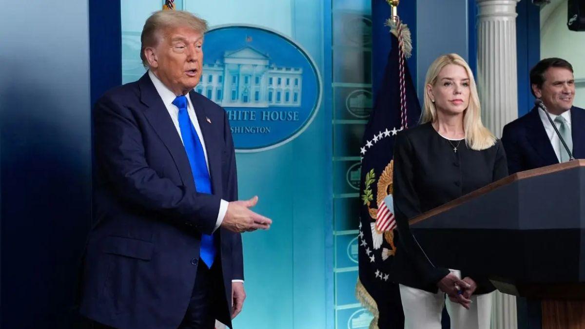 image of Pam Bondi has been accused of wrongfully redacting documents related to Jeffrey Epstein.