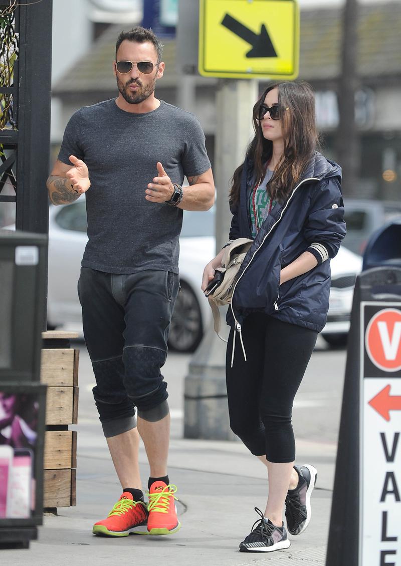 EXCLUSIVE: Estranged Megan Fox and Brian Austin Green enjoy lunch together at Granville Cafe in Studio City