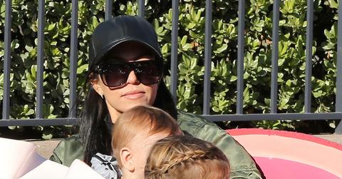 Kourtney kardashian mommy duty 04