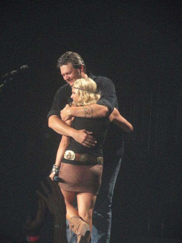 Blake shelton miranda lambert friends3