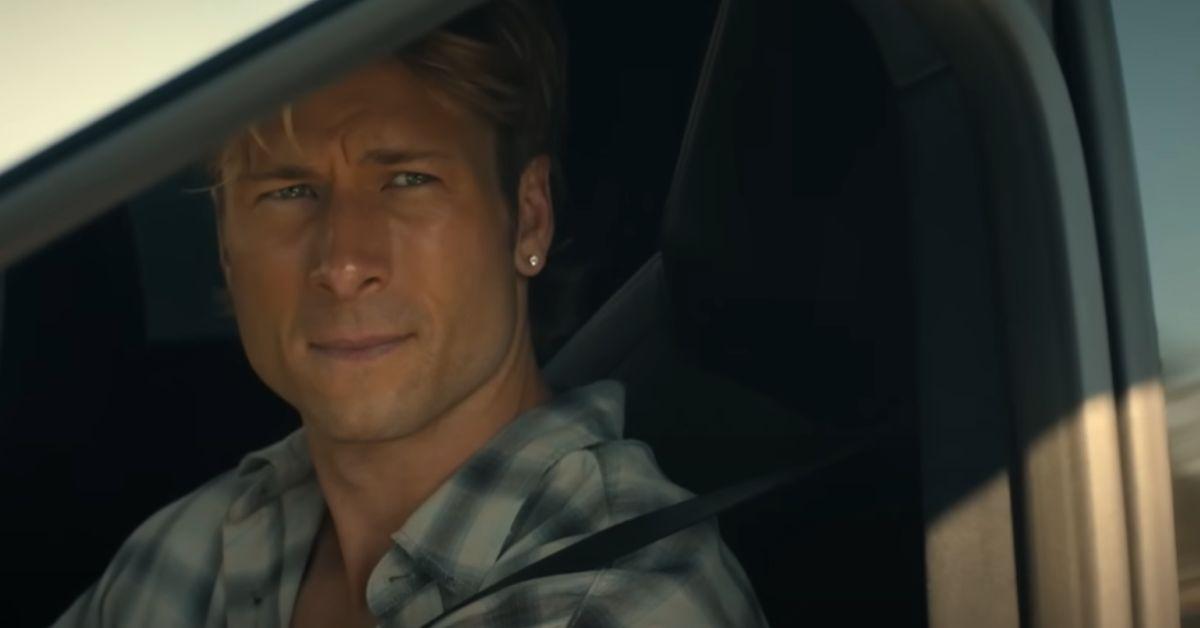 chad powers glen powell hulu football series synopsis cast release date