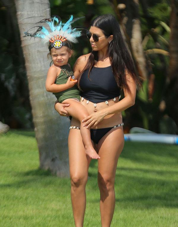 Kourtney kardashian bikini vacation mexico kids scott disick​​​ 01