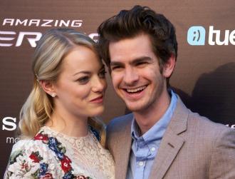 Emma stone andrew garfield june26 m.jpg