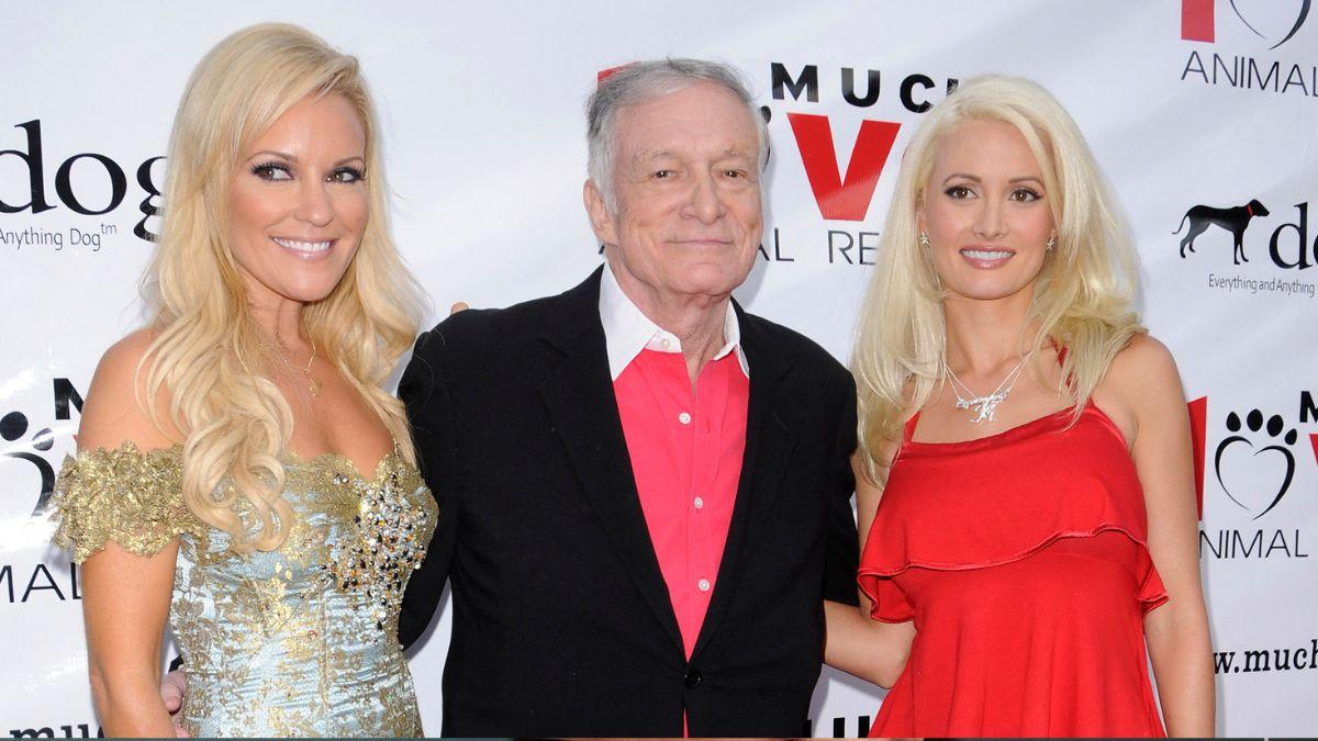 image of holly Madison and Hugh Hefner 