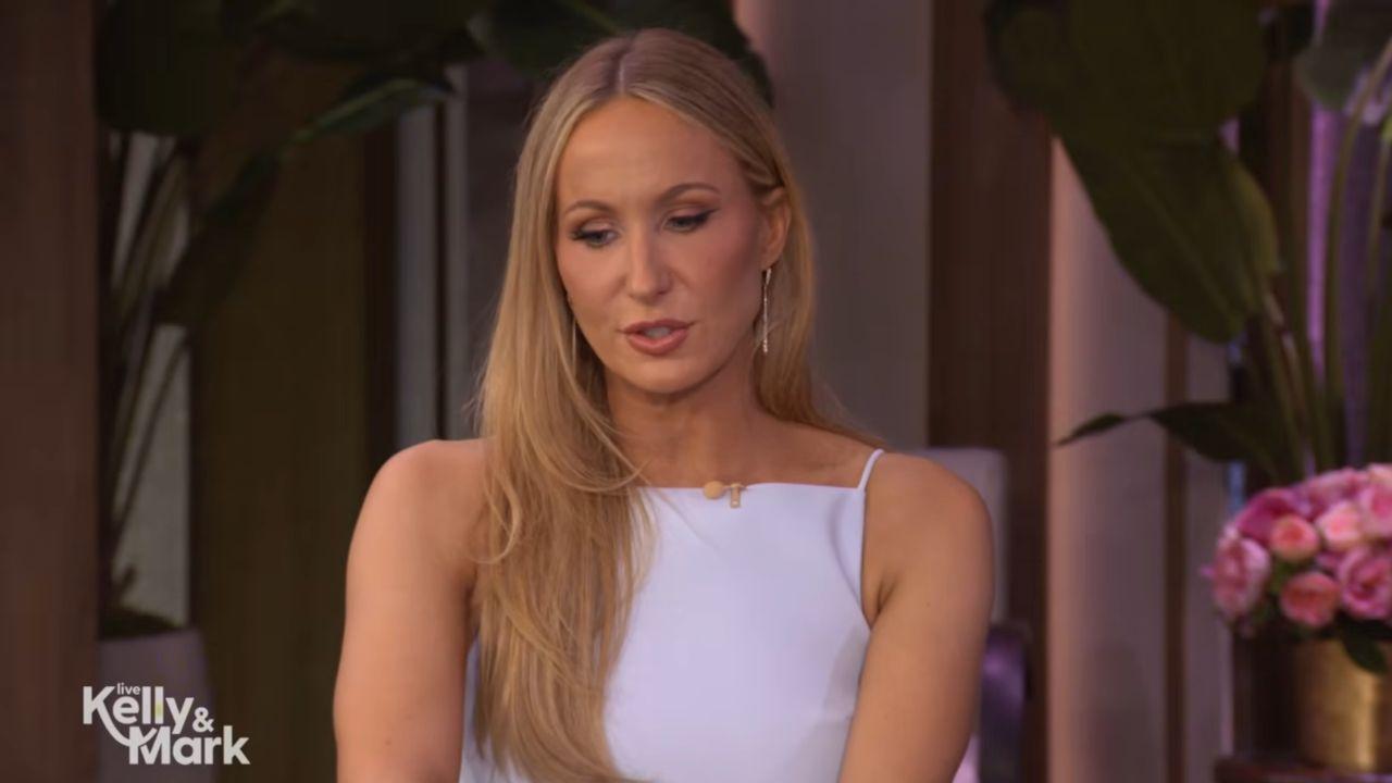 Image of Nikki Glaser moved from Los Angeles to St. Louis, Missouri, after the COVID-19 pandemic and decided to stay there.