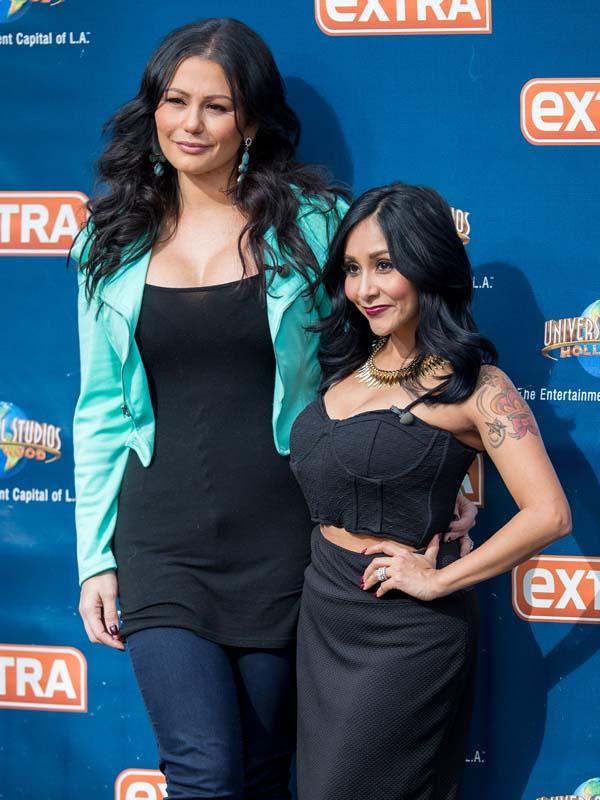 Snooki and JWoww visit &#8216;Extra&#8217; in Universal City, CA