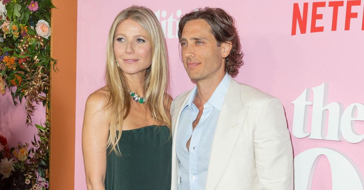 gwyneth paltrow giving up bedroom husband itching