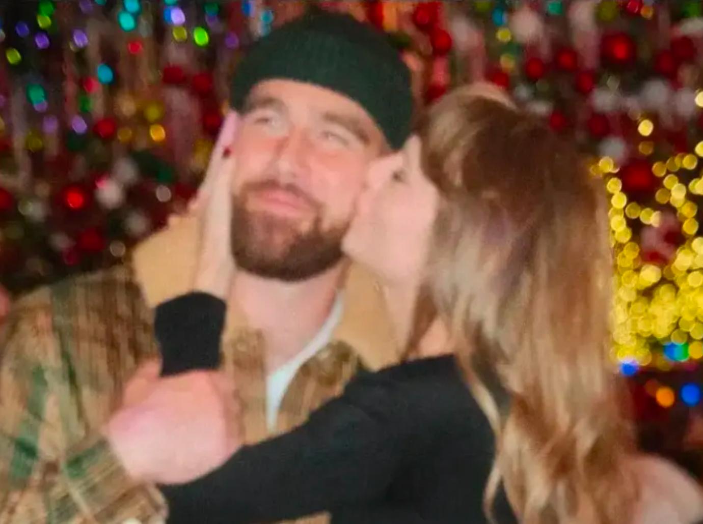 travis kelce in love taylor swift not using fame