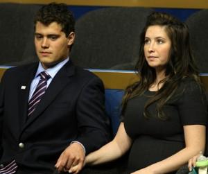 2010__07__Levi_Johnston_Bristol_Palin_July19newsne 300×267.jpg