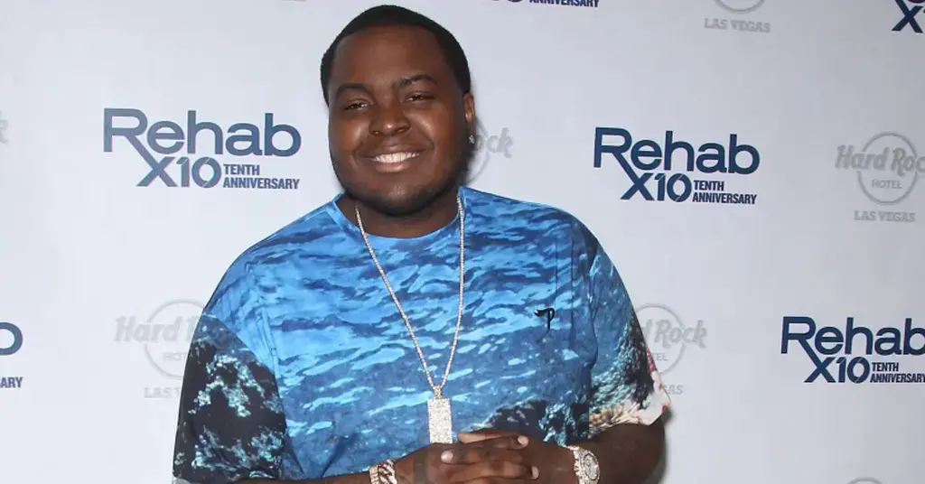 sean kingston mother arrested fraud theft charges police raid florida