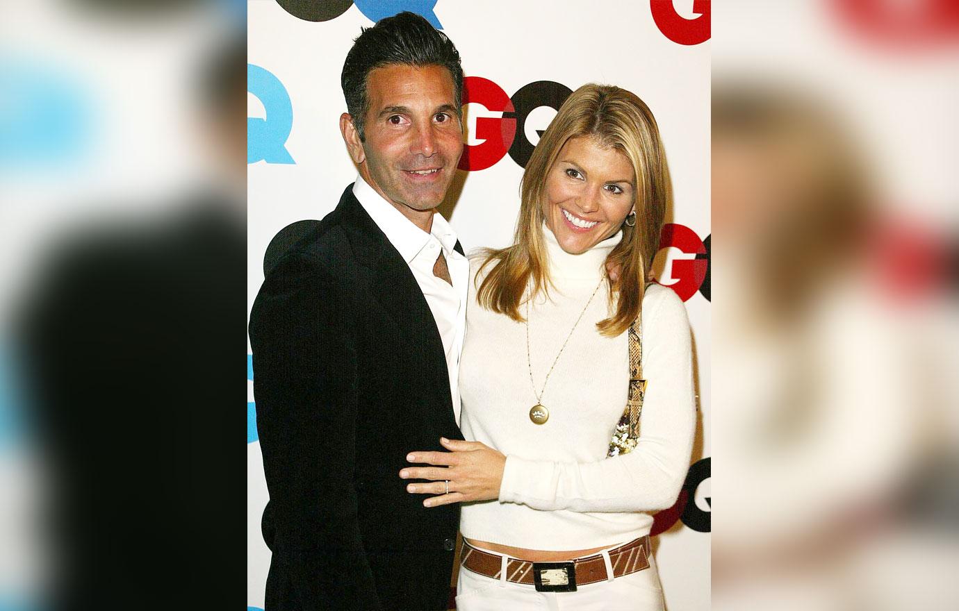 lori loughlin and husband mossimo giannulli purchase dollar million palm desert vacation home ok