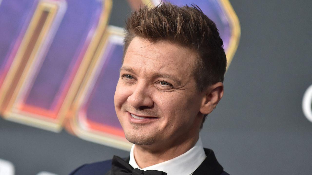 image of Jeremy Renner recalled seeing his lifetime flash before him while he was fighting for his life.