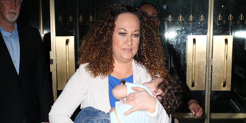 rachel dolezal pleads not guilty to welfare fraud perjury charges pp