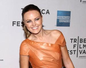 2011__04__malin_1 300×239.jpg