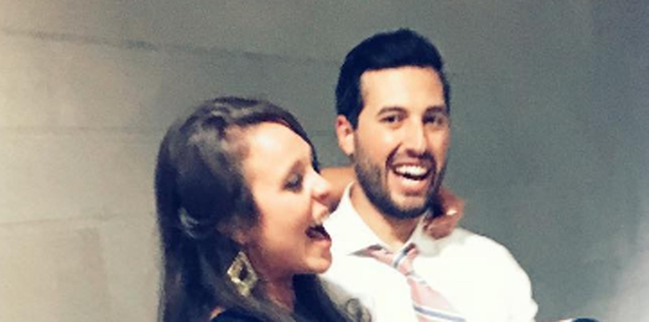 Jinger duggar back in pants fans freaking out hero