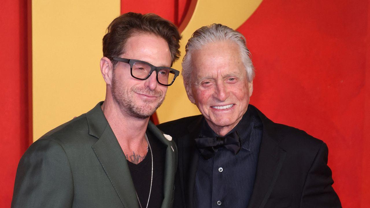 Image of Cameron Douglas and Michael Douglas.