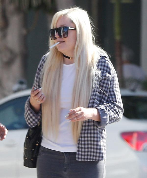 30 & Thriving? Amanda Bynes Looks Completely Different 3 Years After ...