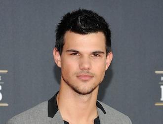 Taylor_lautner_april4_2.jpg