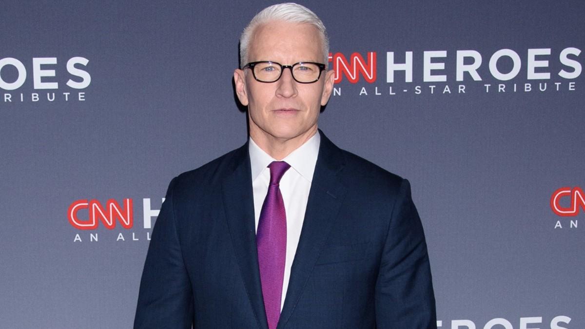 image of Piers Morgan hosts 'Piers Morgan Uncensored.' 