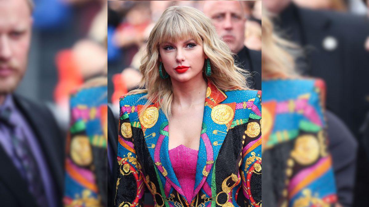 Image of Taylor Swift sends Kelly Clarkson flowers every time she re-releases one of her albums.
