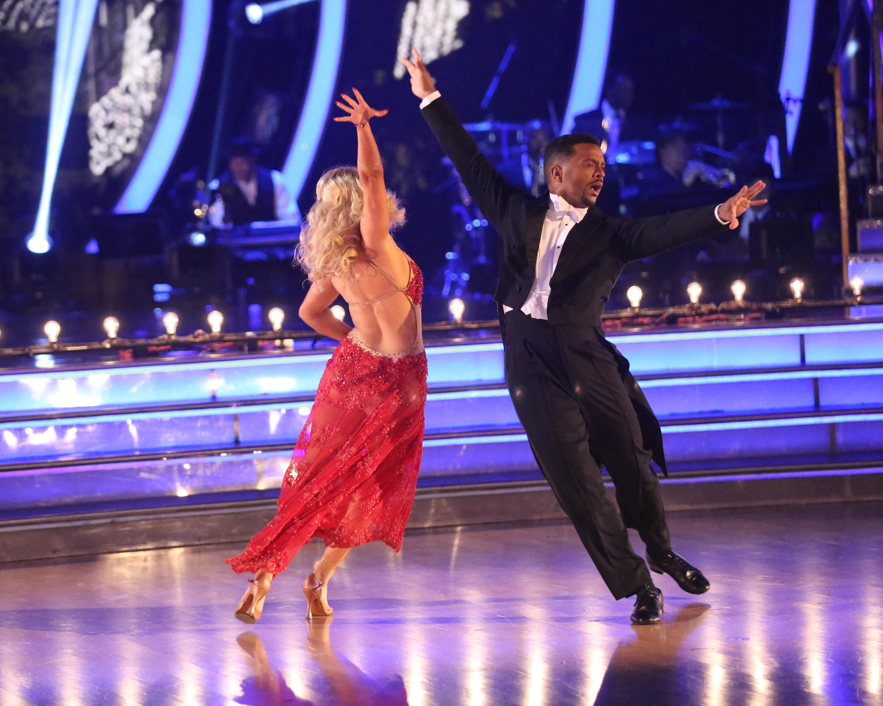 ABC&#8217;s &#8220;Dancing With the Stars&#8221; &#8211; Season 19 &#8211; Week Nine