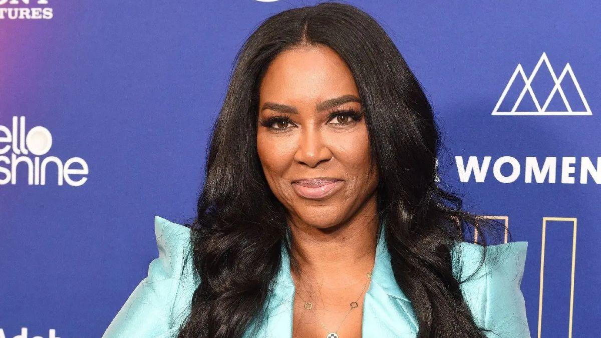 Photo of Kenya Moore's hair salon was evicted from their location due to unpaid rent.
