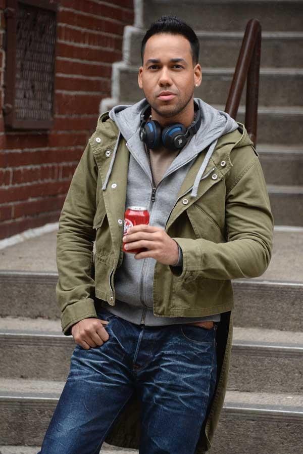 Romeo santos pink discount jacket