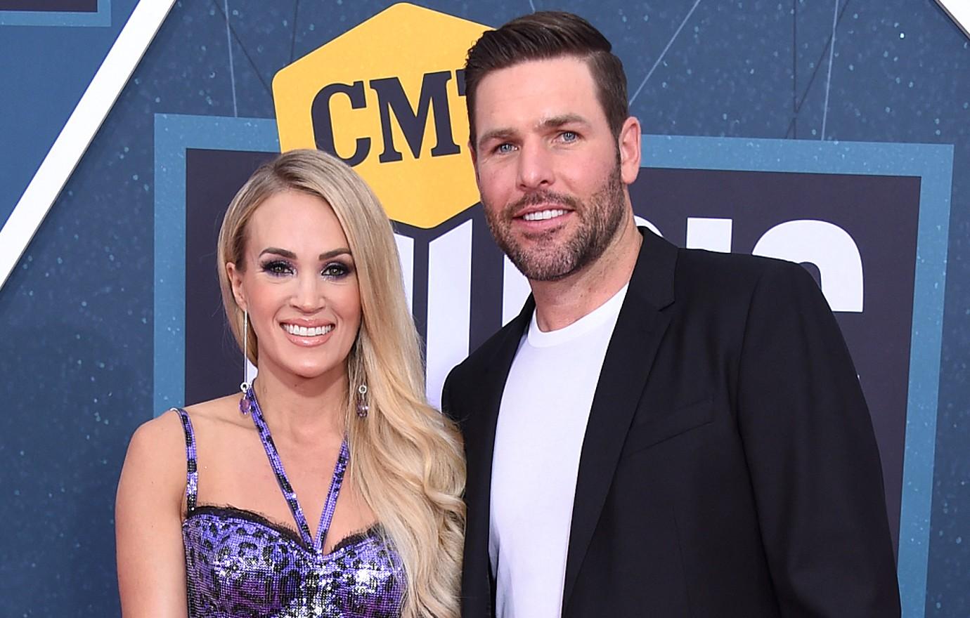 carrie underwoods husband mike fisher wasnt happy obsessing appearance